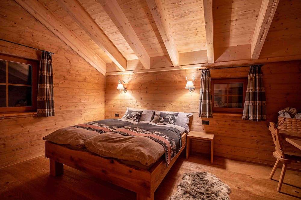 Engadin Chalet Private Retreat - Val Bever - St. Moritz in Bever, Oberengadin