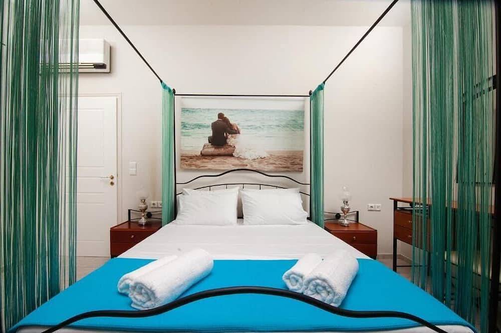 Fantastic Villa in a Dreamy Garden,15 Minutes From the Sandy Beach! in Iraklio-Heraklion und Umgebung