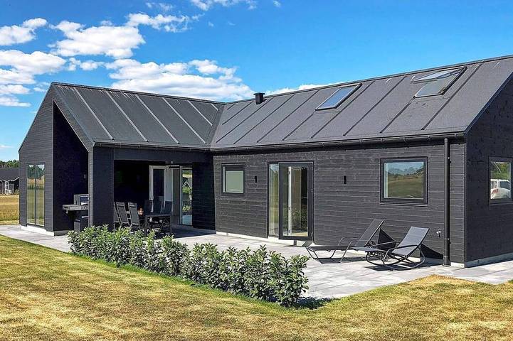 Ferienhaus für 10 Personen, mit Whirlpool und Terrasse sowie Sauna in Odder und Umgebung