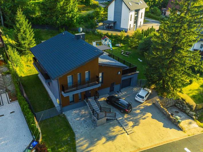 Willa dla 12 osób, z widok i ogród oraz sauna, zwierzęta dozwolone w Karkonosze