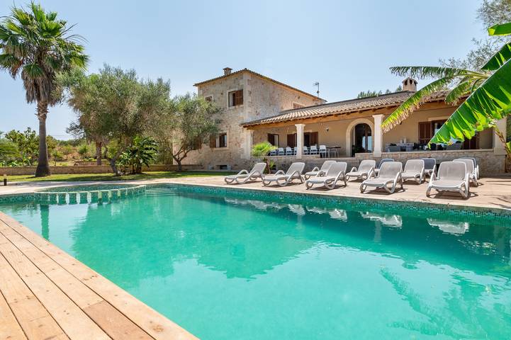 Finca mit Whirlpool für 12 Personen, mit Garten und Kinderpool sowie Whirlpool auf Mallorca Süden