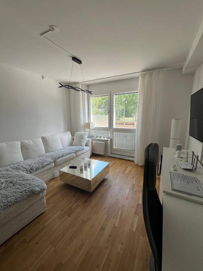 Lägenhet för 2 Personer, med terass i Sundbyberg