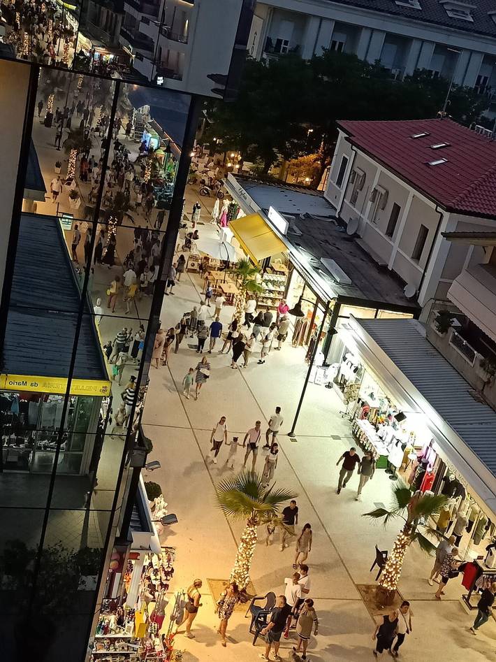 Gîte pour 8 personnes, avec terrasse à Cattolica - 4