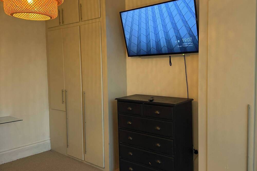 Entire apartment, Bright 4-Bedroom Maisonette in Gateshead in Gateshead