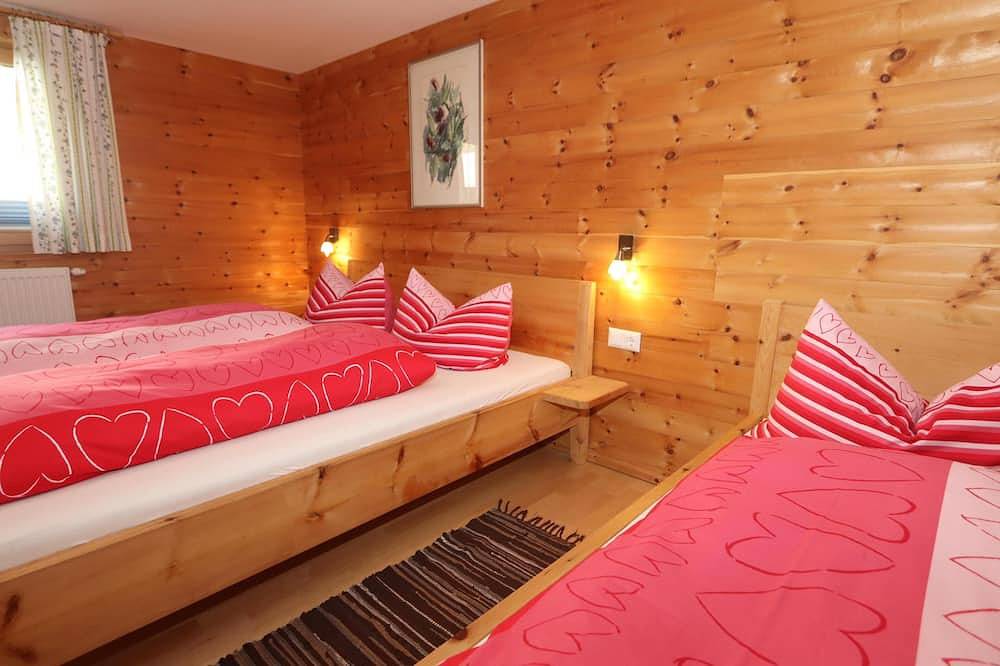 Ganze Wohnung, Geräumige Wohnung in der Nähe des Skilifts in Glockturmkamm, Fendels