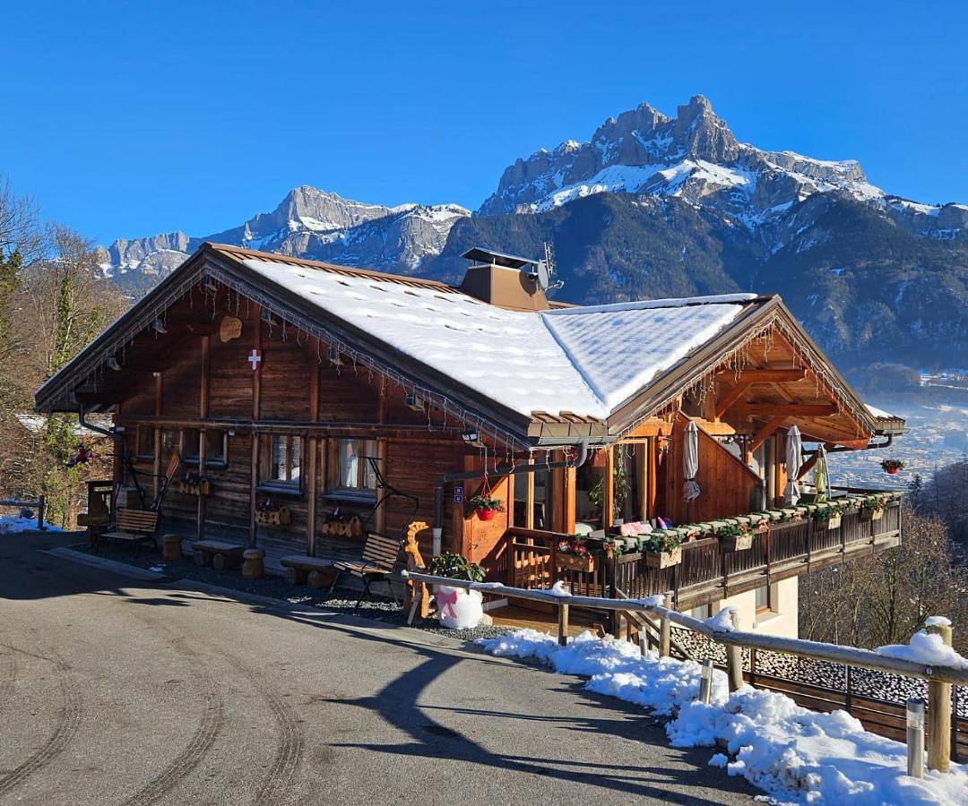 Superbe Demi Chalet Luxueux 120M² 8 Personnes à Sallanches. in Sallanches, Pays du Mont-Blanc