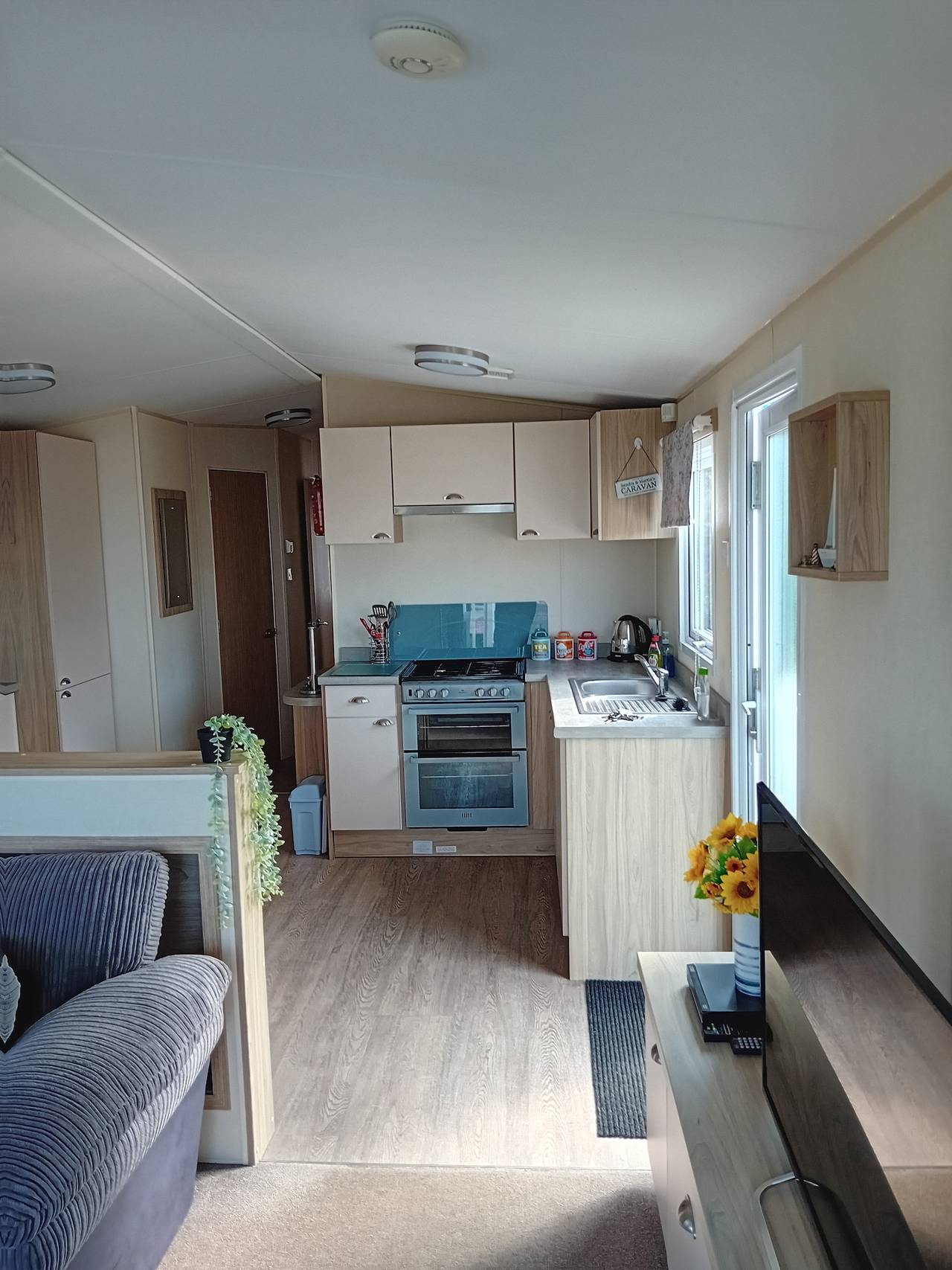 Seaside Chalet Retreat in New Quay in Cardigan Bay
