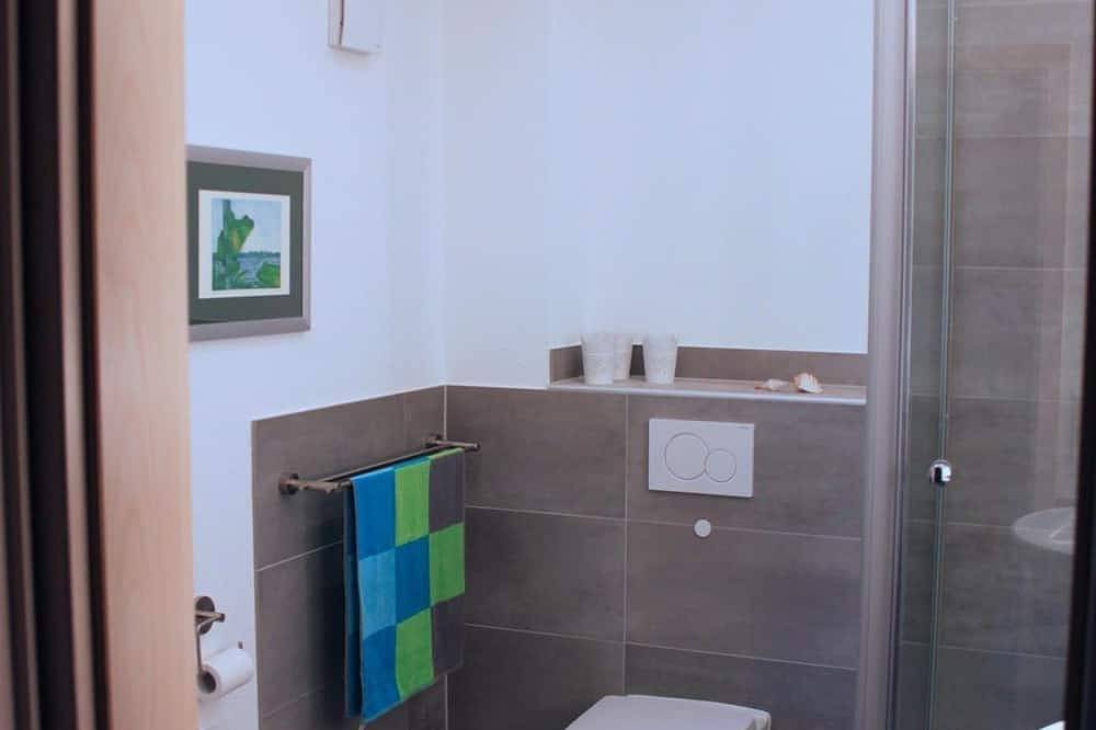 Ganze Wohnung, Über den Wiesen, Ferienwohnung - Appartement/Fewo, Dusche, Wc in Blunk, Kreis Segeberg