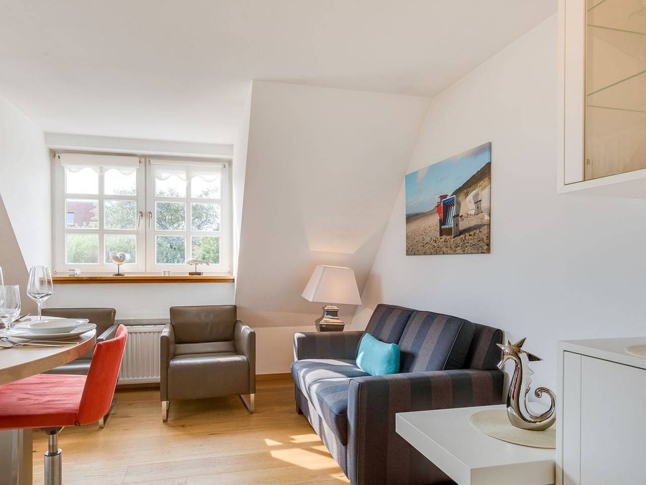 Ganze Ferienwohnung, Landhaus Wiesenweg - Unmittelbar am Dorfteich gelegenes 2 1/2-Raum Appartement in Wenningstedt, Sylt