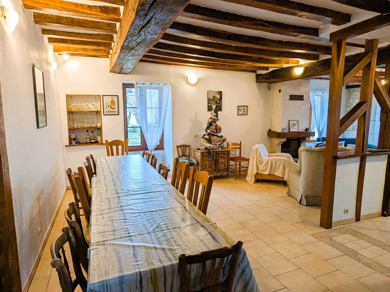 Gîte Osteïs, grande bâtisse bourguignonne pour 15 personnes à Vincelottes in Vincelottes, Région d'Auxerre