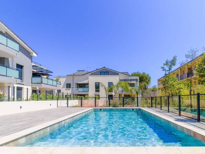 Holiday rental for 2 people, with pool in Bormes-les-Mimosas