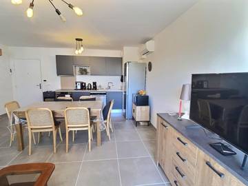 Gîte pour 6 personnes, avec balcon/terrasse, adapté aux familles à Vias