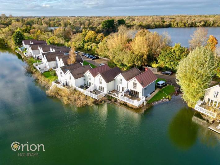 Holiday rental for 7 people, with balcony/terrace and lake view in The Cotswolds