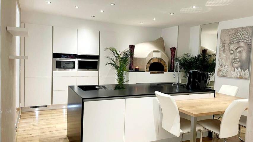 Gîte pour 6 personnes, avec vue ainsi que terrasse et vue sur le lac dans Publier Amphion - 2