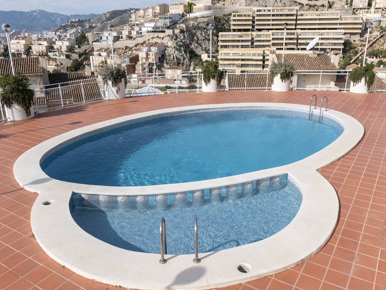 Ganze Wohnung, 3-Zimmer-Wohnung mit Pool, Garage und Wlan in Cullera in Cullera, Costa de Valencia