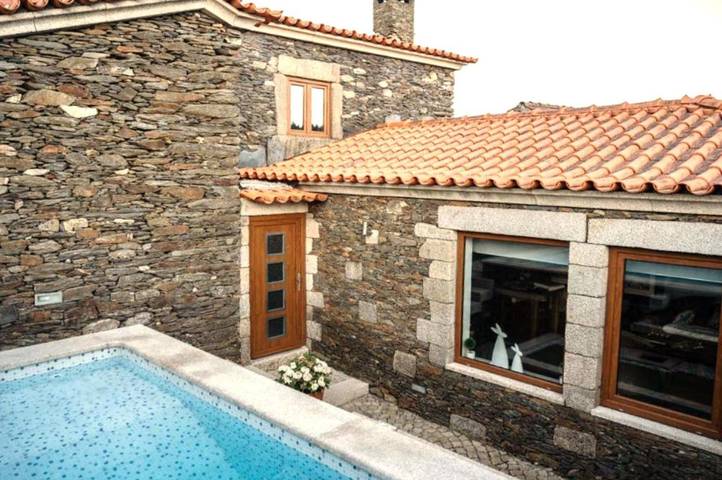 Casa de férias para 6 pessoas, com piscina e varanda e ainda vista em Vila Real (Cidade)