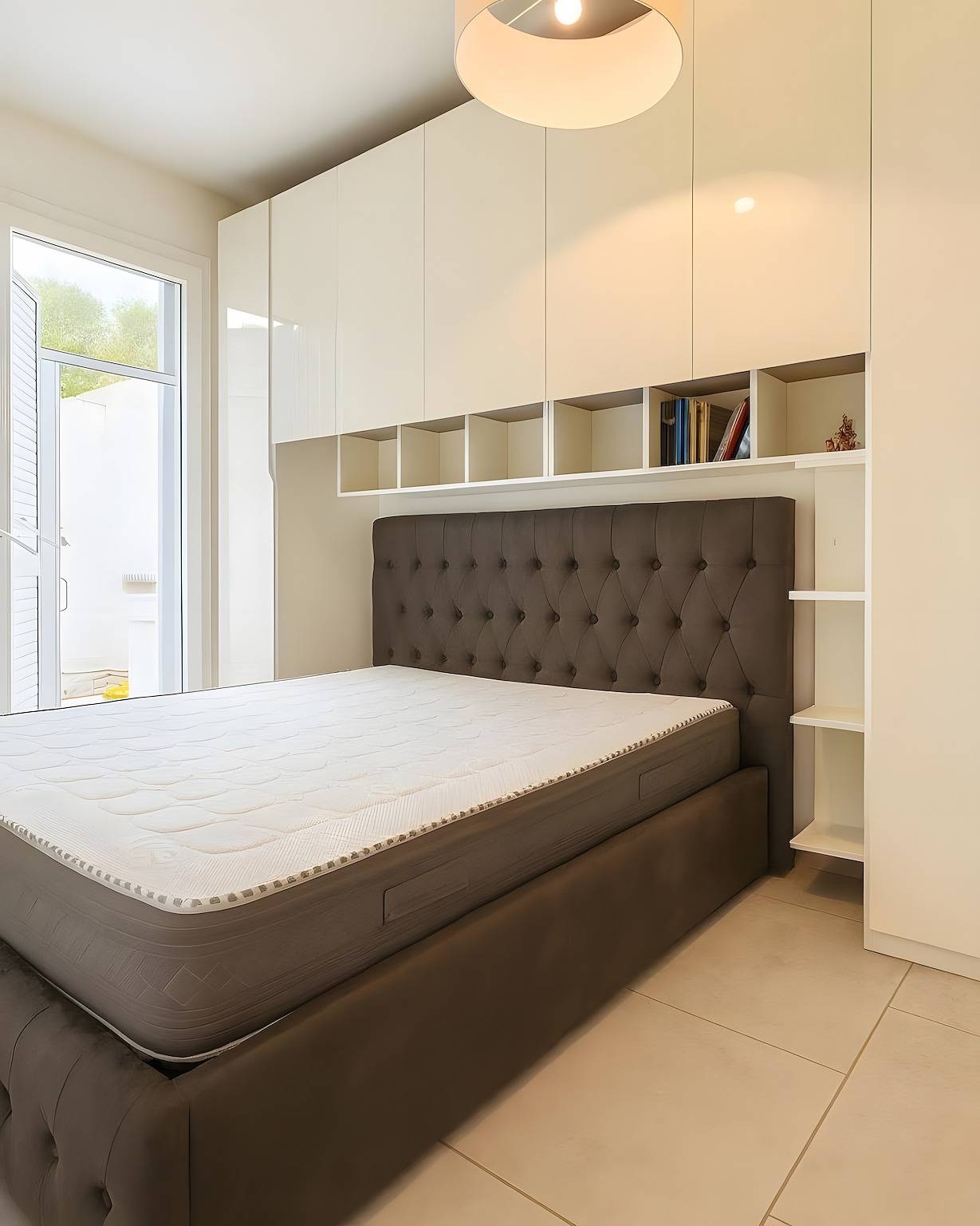 Lobart House Vacation Home with Private Garden in Oristano, Campidano