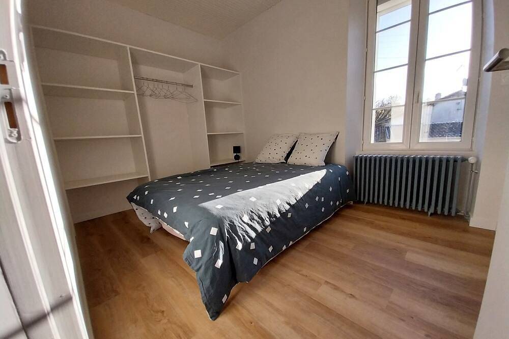 Chez Lilian & Isa - Gîte 6 - 8 persons in Pouzauges, Fontenay-le-Comte