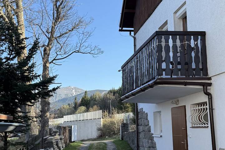 Ferienhaus für 12 Personen, mit Garten und Balkon in Karpacz