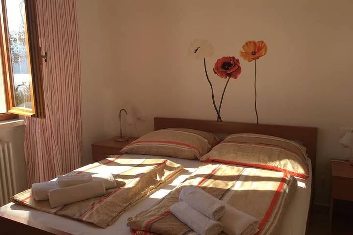 Holiday house La Pianta, is located in a quiet location, only 150 meters from the lake in Brenzone, Gardasee-Berge