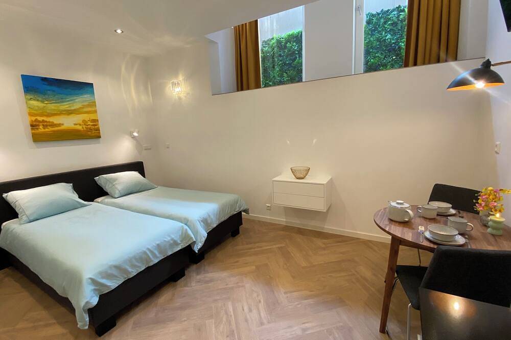 Schönes Zimmer im Zentrum von Amsterdam mit absoluter Privatsphäre in Amsterdam Oud-West, Holländische Küste