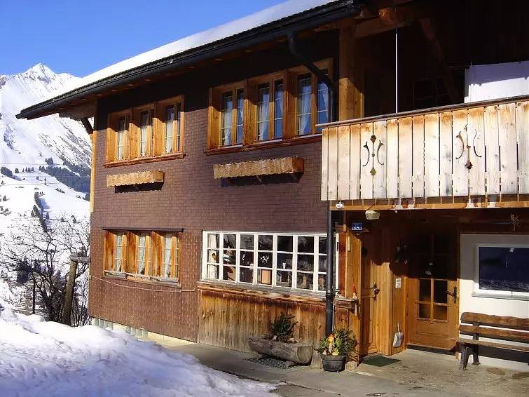 Ganze Wohnung, 5 Zimmer 11 Personen in Frutigen, Frutigen - Lenk - Adelboden