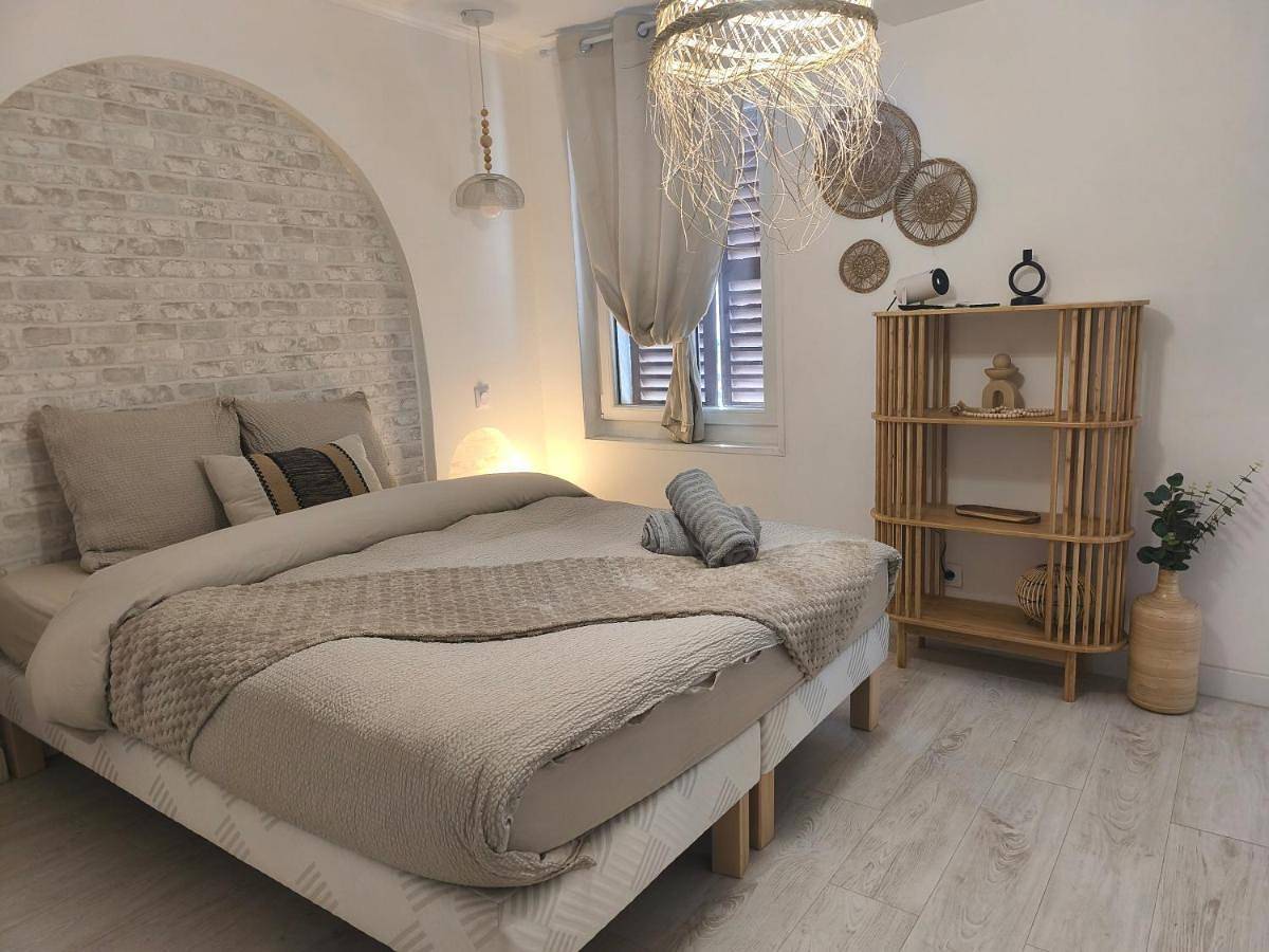 Appartement entier, Perle Rare du Centre-ville in Évreux, Région d'Évreux