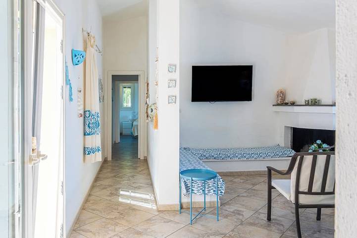 Villa Chiaro di Luna - unabhängig mit direktem Zugang zum Meer in Torre delle Stelle, Maracalagonis