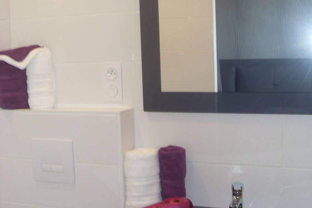 Les Bruyères Chambre 180 in Bruc-sur-Aff, Région de Redon