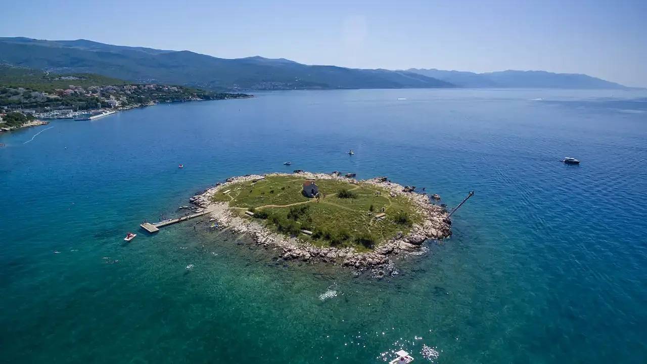 Ferienhaus für 9 Personen (200 m²) in Novi Vinodolski in Novi Vinodolski, Primorje-Gorski Kotar