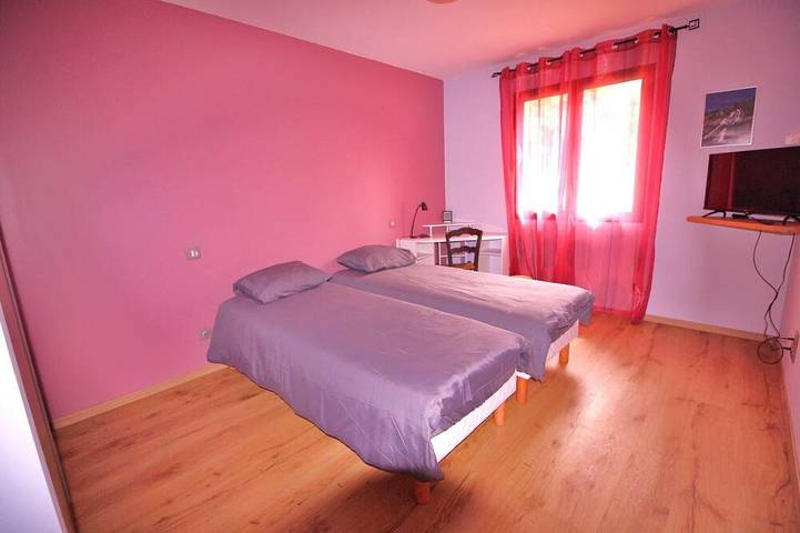 Location de vacances pour 7 personnes, avec jardin et jacuzzi dans Val-de-Sos - 3