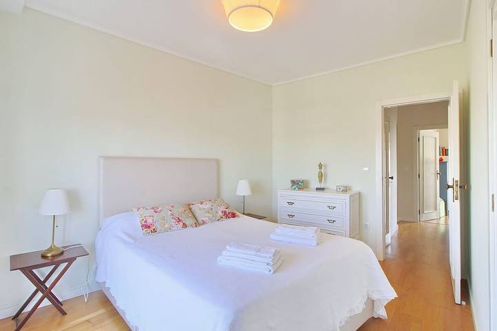 Location de vacances pour 6 personnes, avec jardin ainsi que balcon et piscine dans Praia da Barra - 2