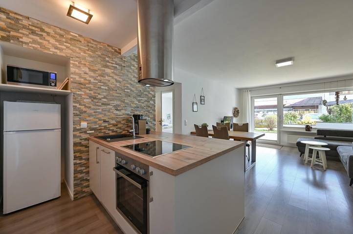 Ferienwohnung für 4 Personen, mit Terrasse und Garten sowie Ausblick in Fischen - 2