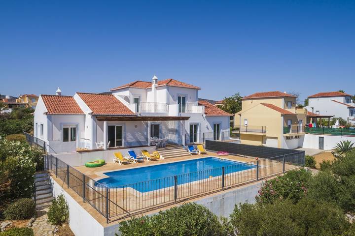 Villa para 8 pessoas, com jardim e vista em Moncarapacho