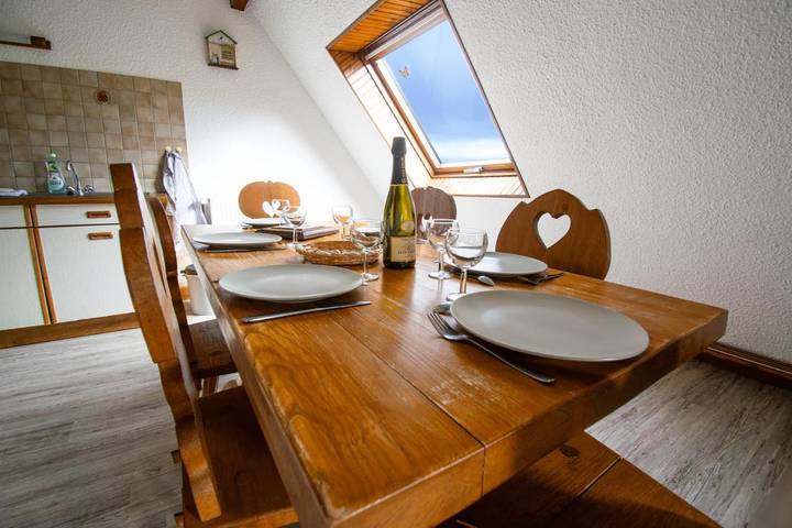 Appartement de vacances pour 4 personnes, avec terrasse et vue, animaux acceptés