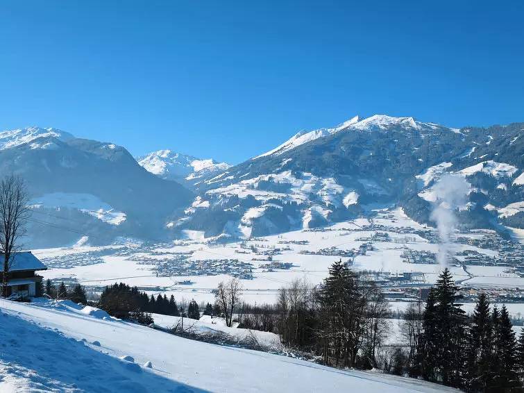 Ganze Wohnung, 3 Zimmer 4 Personen in Strass im Zillertal, Kitzbüheler Alpen