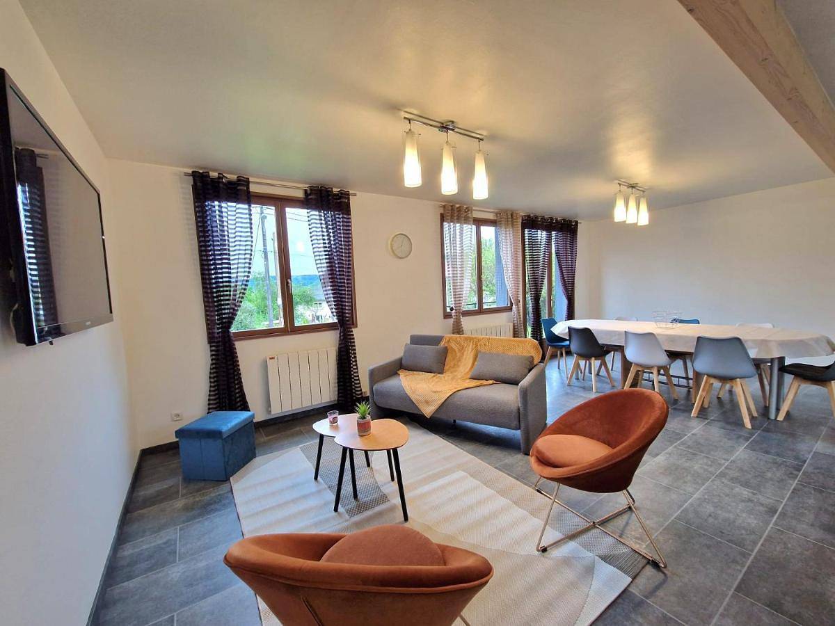 Three-Bedroom House in Ornans, Jura Francais