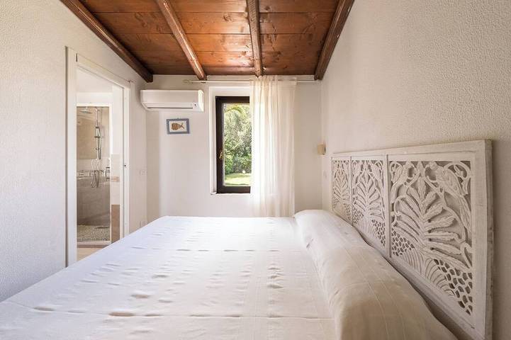 Casa Linda: 3-bedroom villa located at 100 meters from Costa Rei Beach. in Costa Rei, Muravera