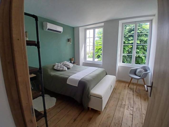 Location de vacances pour 4 personnes, avec Terrasse et Jardin à Mauzé-sur-le-Mignon - 2