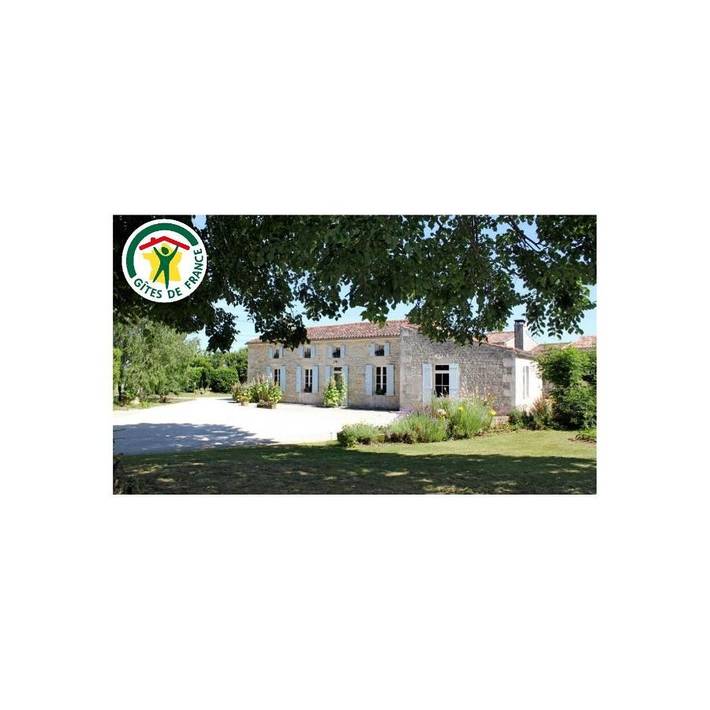 Chambre d’hôte pour 2 personnes, avec jardin à Saint-Porchaire
