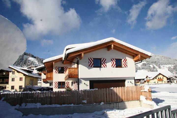 Ferienwohnung für 6 Personen, mit Balkon und Ausblick, mit Haustier