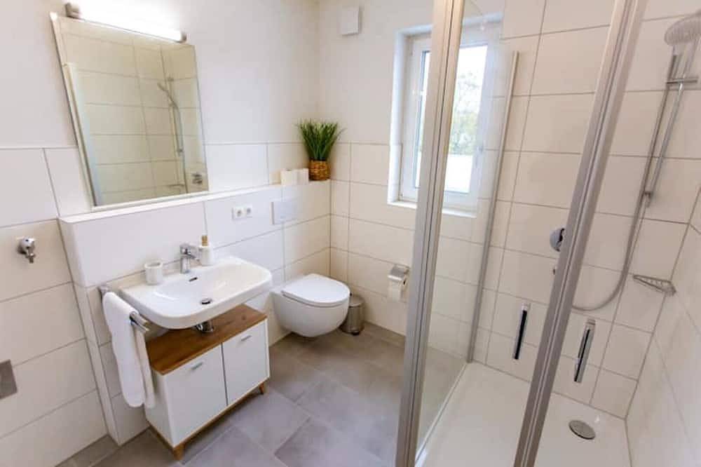 Ganze Wohnung, Exklusive Cozy 3-Zi-Penthouse mit großer Dachterrasse *Nähe Europa Park* in Lahr, Mittlerer Schwarzwald