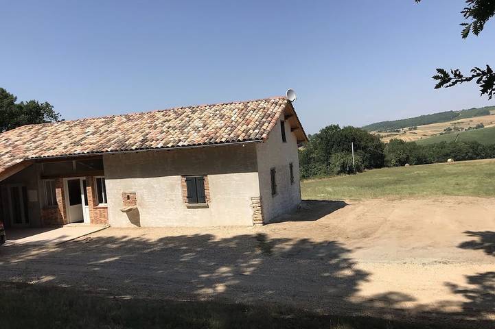 Location de vacances pour 8 personnes, avec Jardin à Puygaillard-de-Quercy