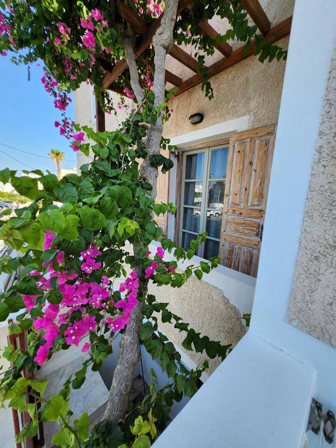 Vakantiewoning voor 4 personen, met uitzicht en terras in Kamari