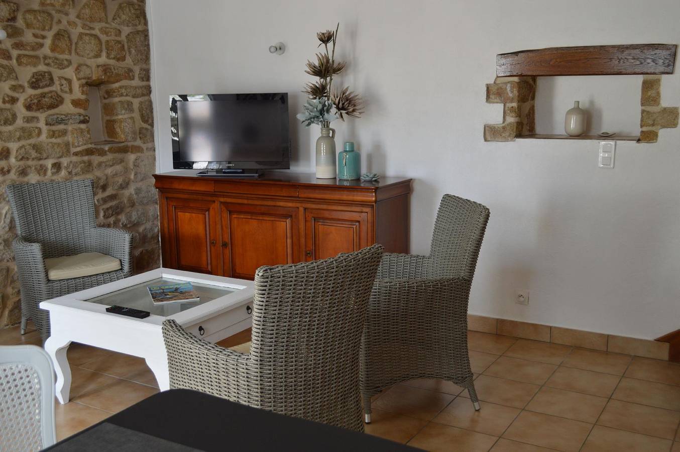 Maison de vacances avec jardin privé et barbecue in Plonévez-Porzay, Iroise