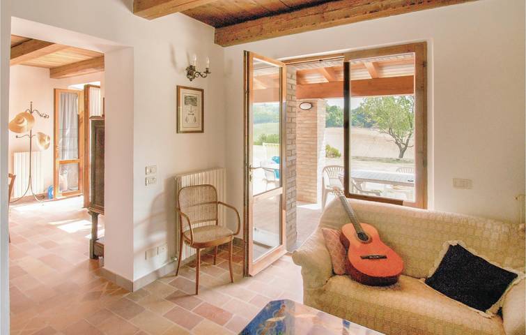 Casa de vacaciones para 6 personas con terraza in Pésaro, Valle del Metauro