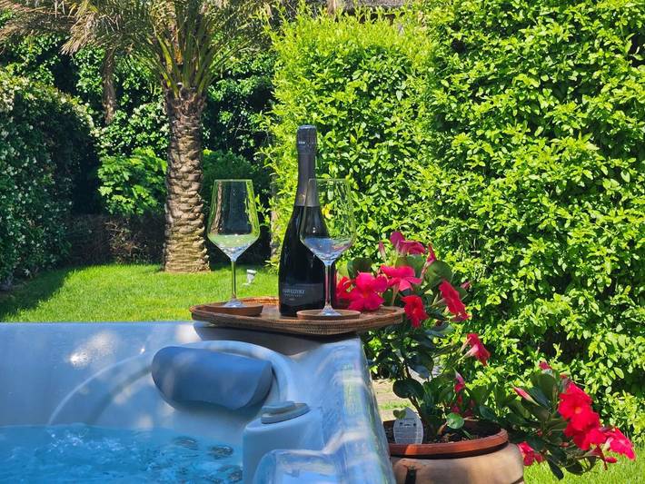 B&b per 2 persone, con Idromassaggio e Terrazza nonché Giardino e Panorama a Moneglia