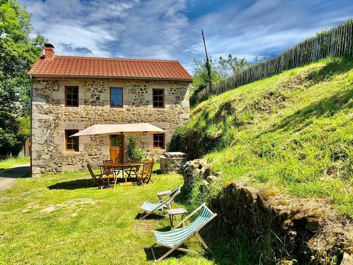 Maison de vacances pour 6 personnes, avec Jacuzzi et Terrasse ainsi que Jardin et Sauna