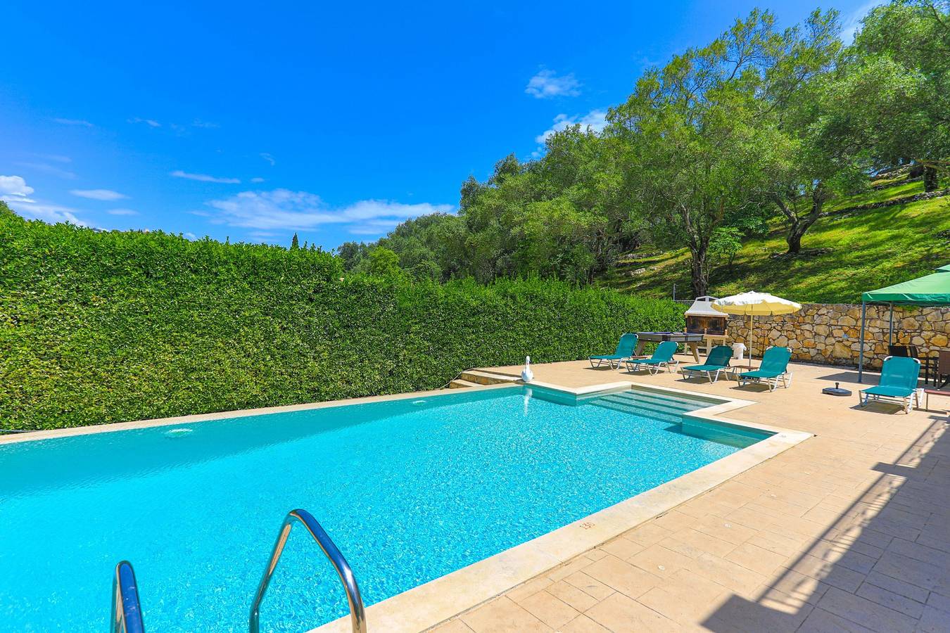 3 Bedroom Villa, Private Pool, Agios Stefanos   in Agios Stefanos (Corfu), Corfu
