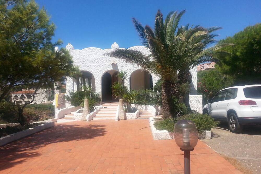 Ampia villa vista mare 3 minuti dalla spiaggia in Arbus (comune), Campidano di Terralba